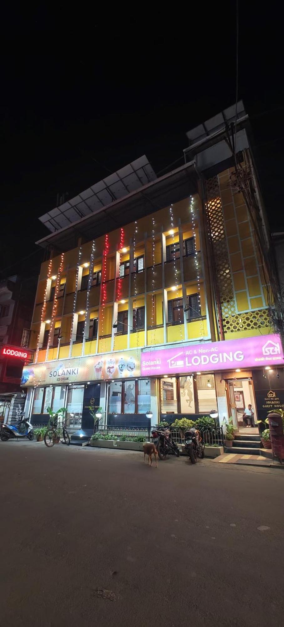 Solanki Guest House Kolhapur Exterior foto